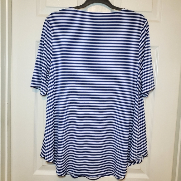 Chico's Isla Capri Peek-a-Boo Cutout Top Sz 2 Large - Picture 7 of 10